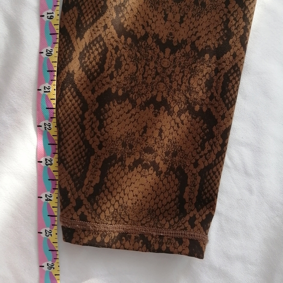 Varley Luna 25" Leggings Brown Burnt Snake Print Medium - Picture 10 of 16